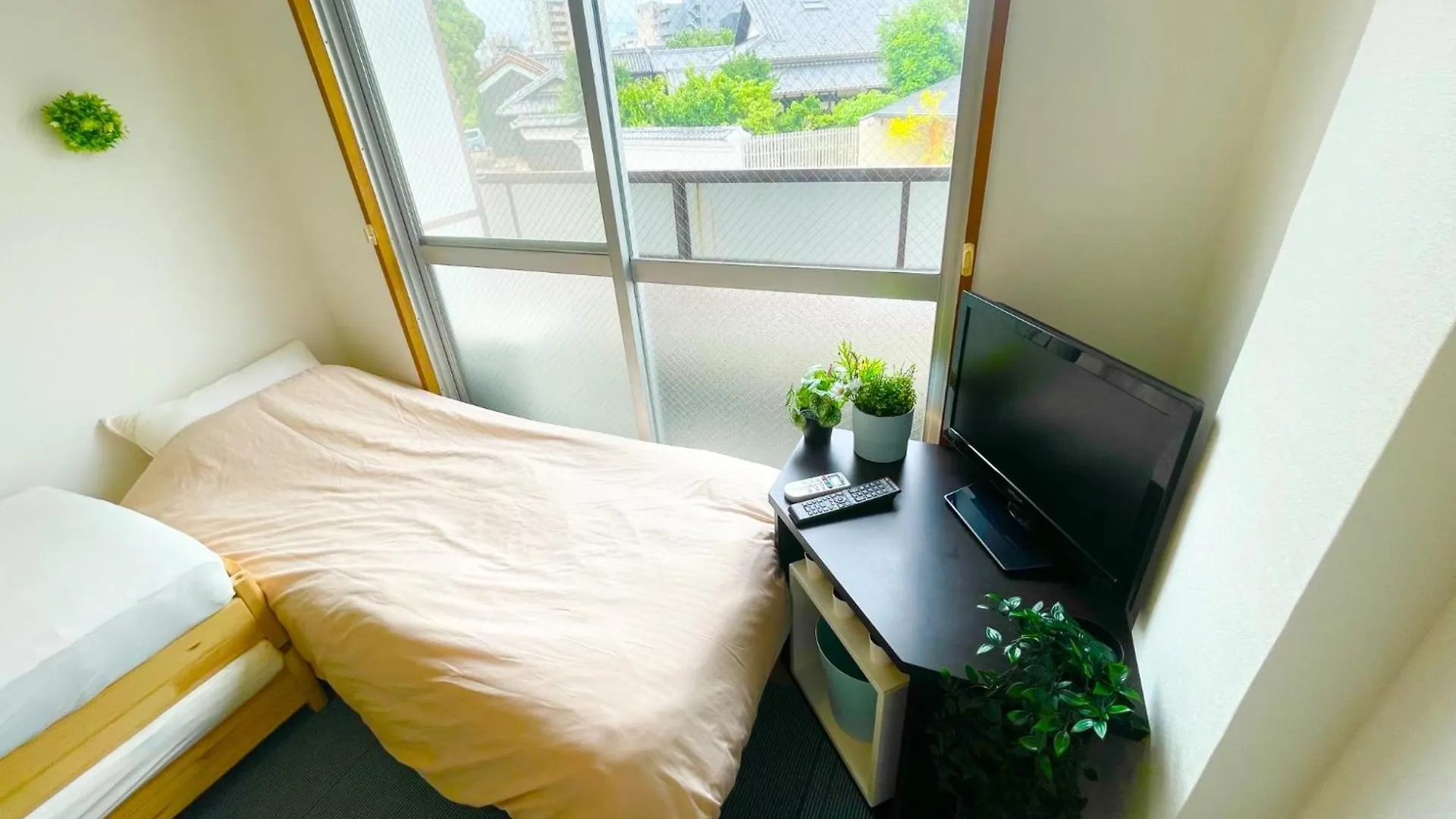 Guest house Sakura Apartment - Vacation Stay 17193 Toyonaka